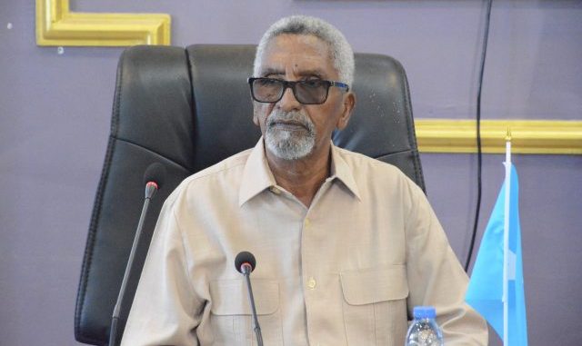 عبدي حاشي يقدم توصيات بشأن انتخاب أعضاء الشماليين إلى رئيس الوزراء