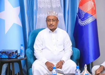 دلالات إعادة تعيين السيد “مونغاب” لإدارة محافظة بنادر