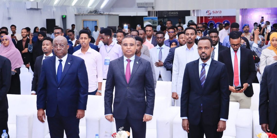 الصومال يحتفل باليوم الوطني للسياحة بمشاركة النائب الثاني لرئيس الوزراء الصومالي