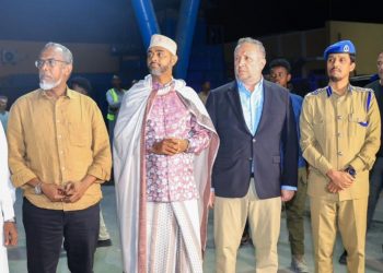 الصومال تطلق نظام عمل على مدار الساعة في ميناء مقديشو لتعزيز التنافسية التجارية