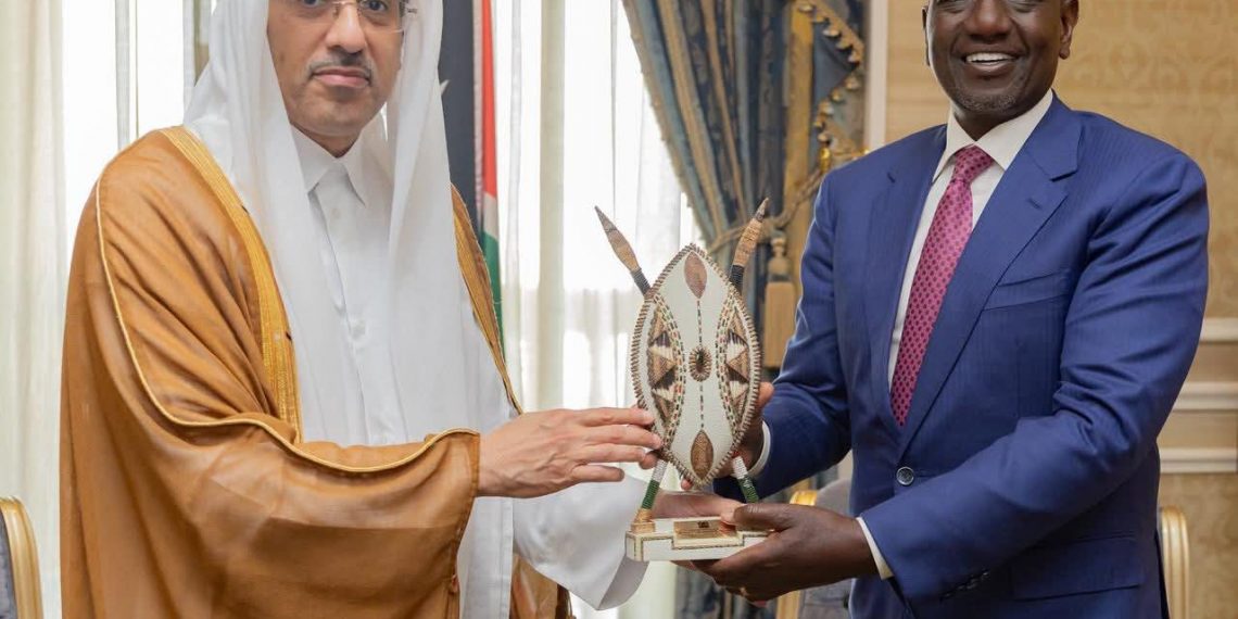 الرئيس الكيني ووزير العمل القطري يتفقان على إطلاق مركز تأشيرات قطري في نيروبي لتعزيز فرص العمل للشباب الكينيين