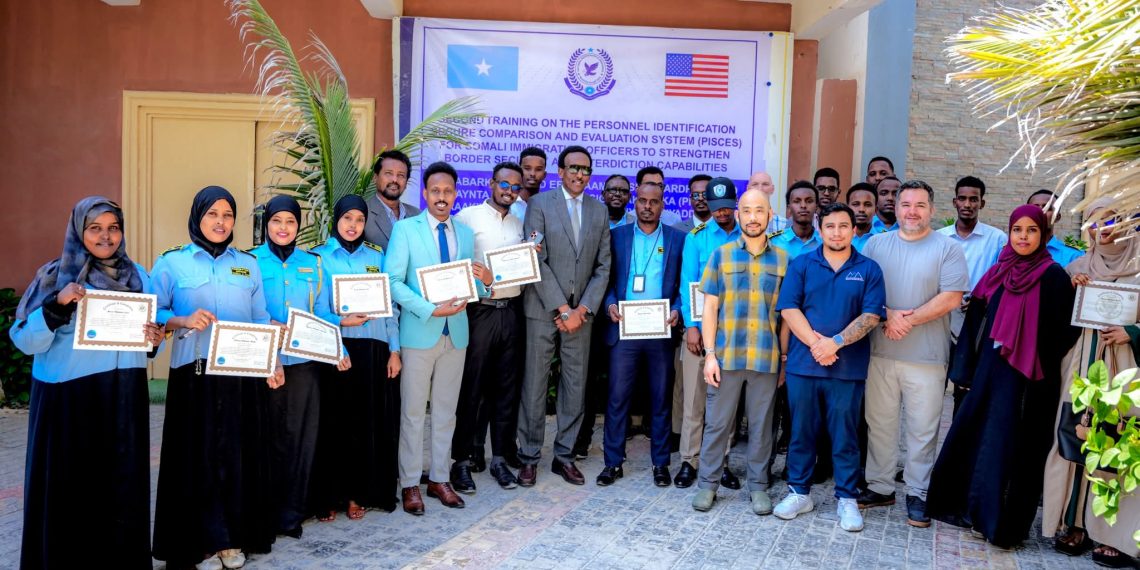 اختتام المرحلة الثانية من تدريب نظام PISCES في الصومال بإشراف هيئة الهجرة والجنسية